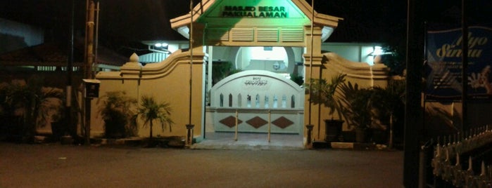 Masjid Besar Pakualaman is one of Masjid.