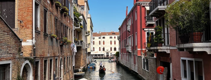 Ponte degli Scalzi is one of венеция.