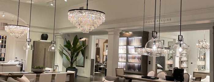 Restoration Hardware is one of Lugares para check-ins.