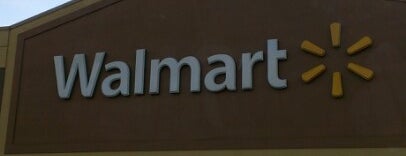 Walmart Supercenter is one of Orte, die Lizzie gefallen.