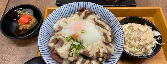 滿燒肉丼食堂 Yakiniku Don Syokudou is one of Food.