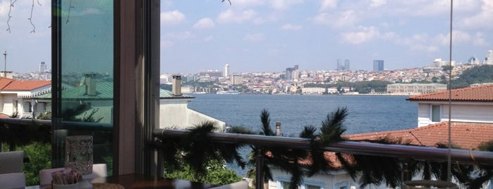 Savor Cafe is one of IZMIR & ISTANBUL - TURKEY.