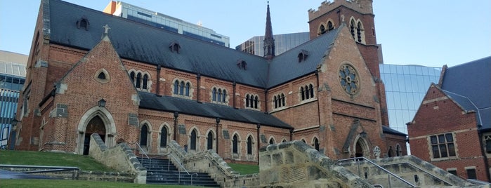 St George's Cathedral is one of Dave 님이 저장한 장소.