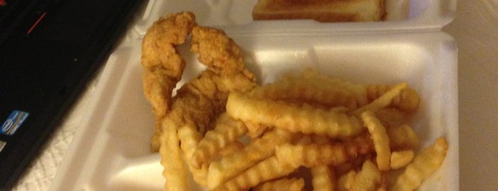 Chubby's Chicken Fingers & More is one of Posti salvati di Raymond.