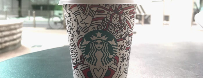 Starbucks is one of Starbucks Coffee (東京23区：千代田・中央・港).