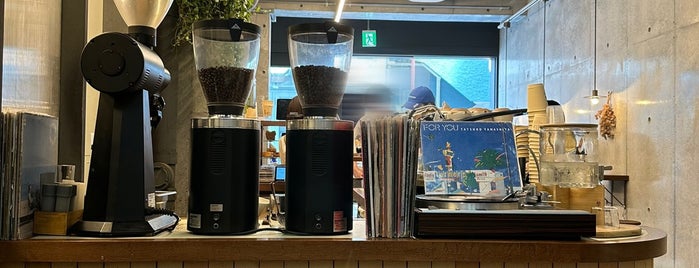 WOODBERRY COFFEE 学芸大学店 is one of Juha's Tokyo Wishlist.