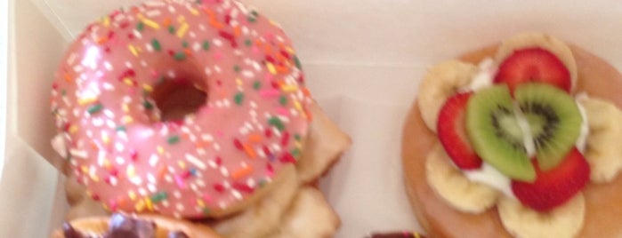 Good Morning Donuts is one of Kristine : понравившиеся места.