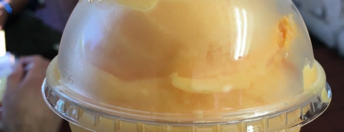 Hagen's Original Orange Freeze is one of Lieux sauvegardés par Tony.