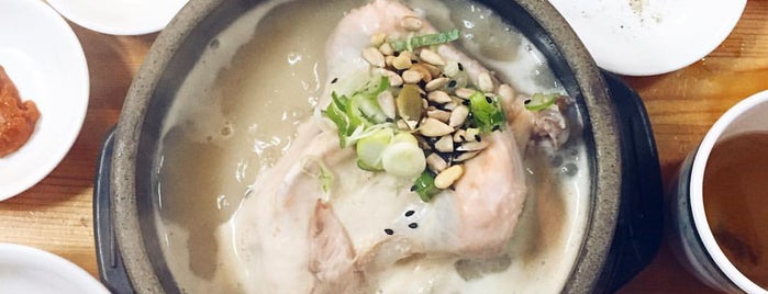Tosokchon Ginseng Chicken Soup is one of Seoul 5 Hours: A hip scene.