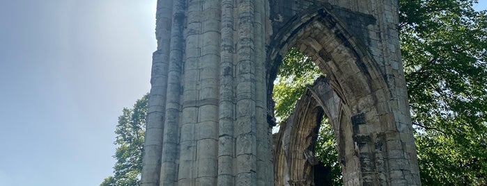 St Mary's Abbey is one of Locais curtidos por Carl.