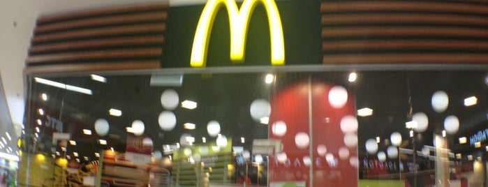 McDonald's is one of Lugares favoritos de Boris.