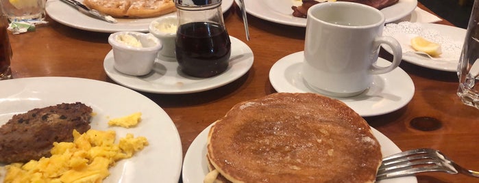 The Original Pancake House is one of Jasonさんのお気に入りスポット.