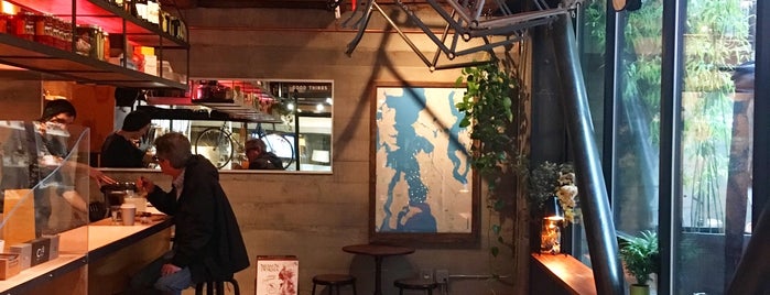 Good Weather Bicycle & Cafe is one of Favorite Coffee Shops in Seattle (Spring 2018).