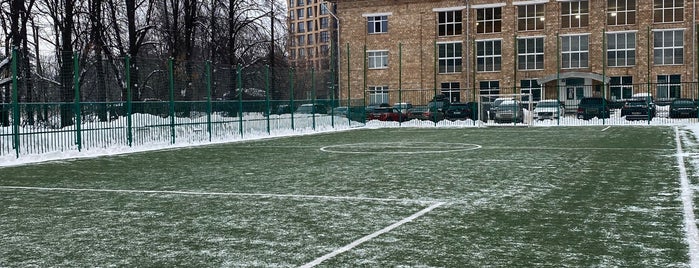 Стадион «Октябрь» is one of Футбол/хоккей..
