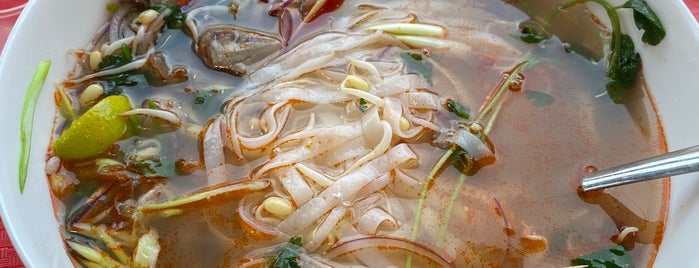 PHO BO is one of Lena : понравившиеся места.