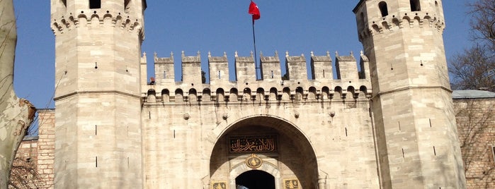 Palais de Topkapı is one of Attractions in Istanbul.