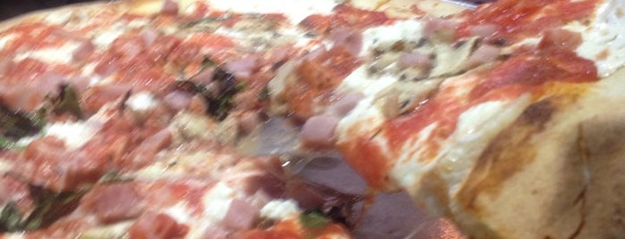 Grimaldi's Pizzeria is one of Pizza.