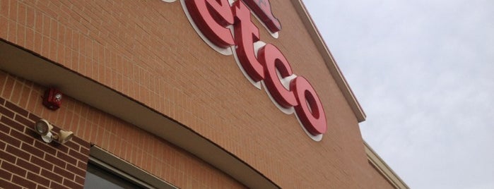 Petco is one of Scottさんのお気に入りスポット.