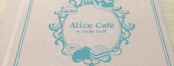 Alice Cafe is one of 気になるカフェ.