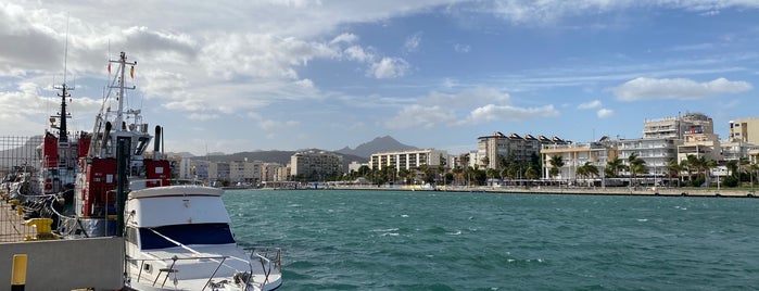 Puerto de Gandía is one of Valencia.