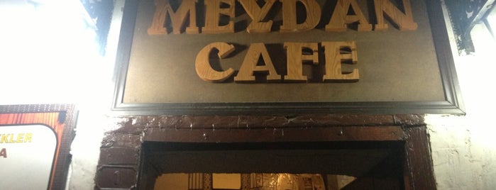 Meydan Cafe is one of Lugares favoritos de Gülizar.