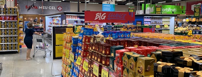 Walmart is one of Macaé,Rio de Janeiro.