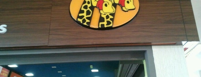 Giraffas is one of Top 10 fast food in Brasília.