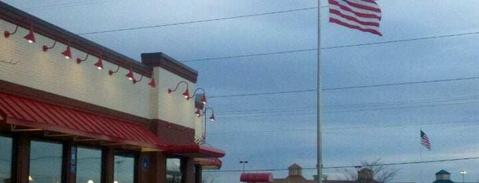 Chick-fil-A is one of Lugares favoritos de Cralie.