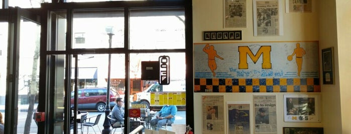 Maize and Blue Deli is one of Pat 님이 좋아한 장소.