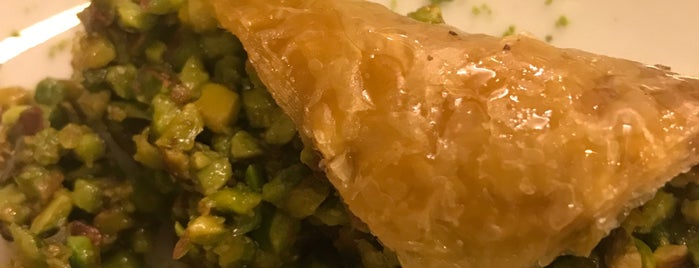 Antepsi Baklava is one of Antep-Urfa.