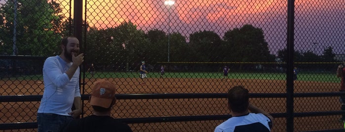 Lawson Field is one of Tempat yang Disukai Matthew.