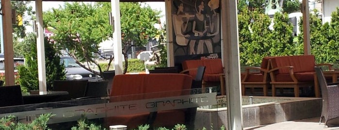 Graphite is one of สถานที่ที่ Pavlos ถูกใจ.