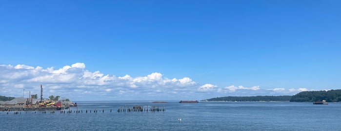 Hempstead Harbor Park is one of Long Island Outdoors.