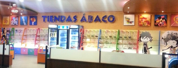 Cines Ábaco is one of สถานที่ที่ Enrique ถูกใจ.