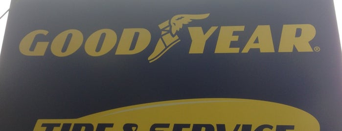 Goodyear is one of Lieux qui ont plu à Erica.