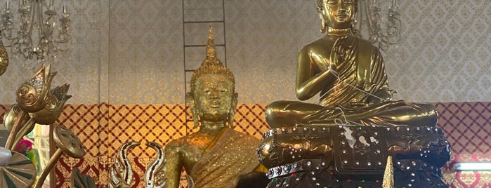 Wat Pikun Ngoen is one of ไหว้พระใกล้บ้าน.