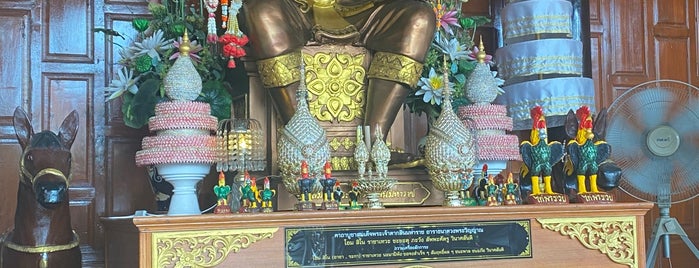 Wat Sa Khla is one of Tempat yang Disukai Pupae.