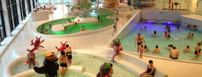 Zwembad Sportoase is one of Orte, die 👓 Ze gefallen.