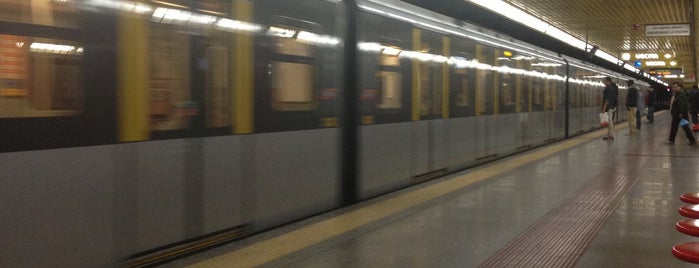 Metro Maciachini (M3) is one of The City.