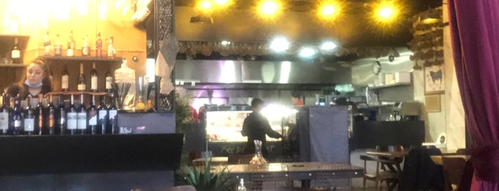 Elbet Steakhouse is one of Locais curtidos por Mahmut.