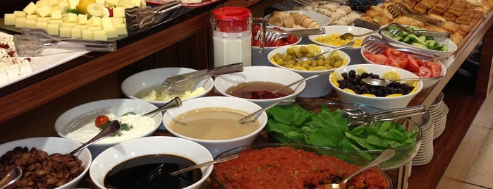 Dilek Pastanesi is one of Kahvaltı.