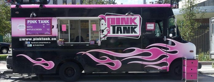 Pink Tank is one of Gespeicherte Orte von Max.