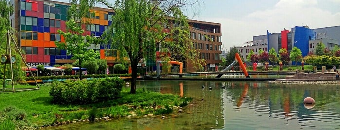 Business Park is one of Locais curtidos por agbdzhv.