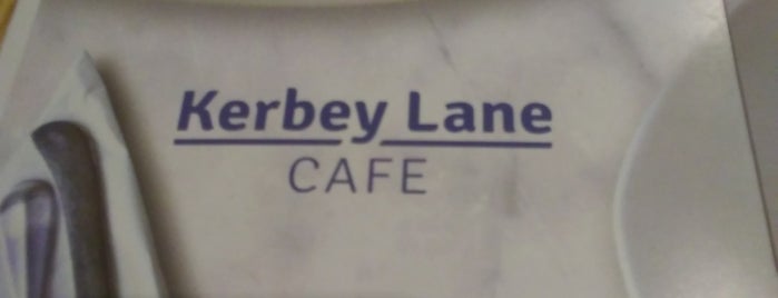 Kerbey Lane Cafe is one of Tempat yang Disukai Andrea.