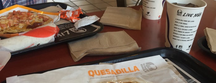 Taco Bell is one of Greg : понравившиеся места.