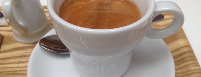 Creme de la crema is one of Babbelen bij  de barista.