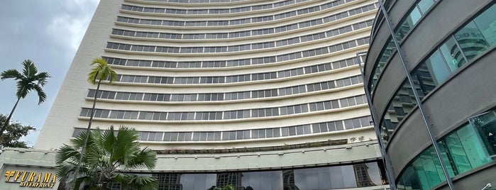 Furama Riverfront Hotel is one of Lieux qui ont plu à MAC.
