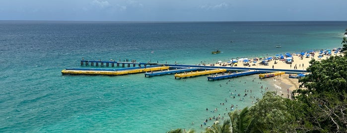 Playa Crash Boat / Crash Boat Beach is one of Puerto Rico.