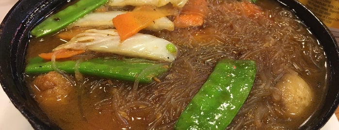 Ollie's Noodle Shop & Grille is one of The 11 Best Places for Broccoli Beef in New York City.