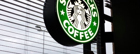 Starbucks is one of DOBONHEURさんの保存済みスポット.